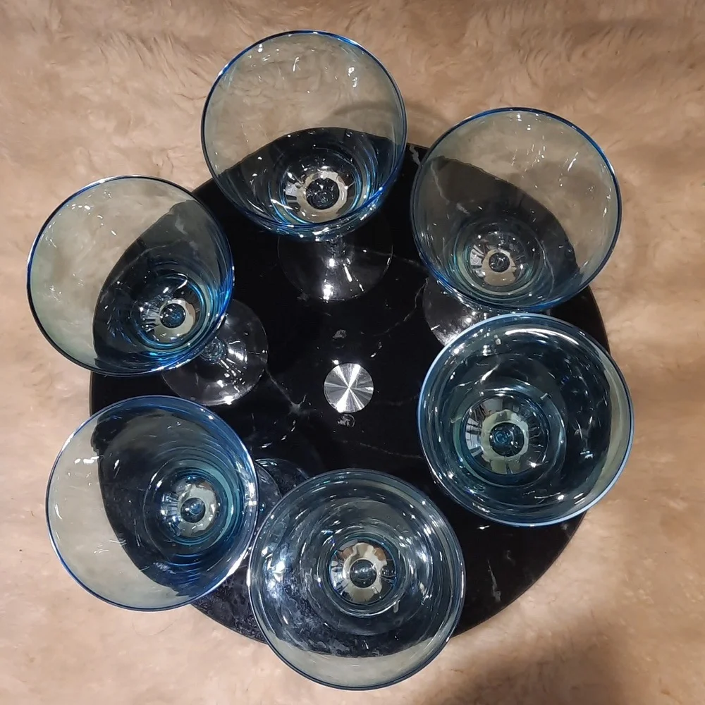 set  of 6 blue azure wine glasses - Picture 5 of 6